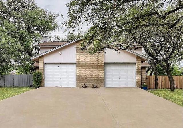 9026 Sawtooth LN A, Austin, TX 78729