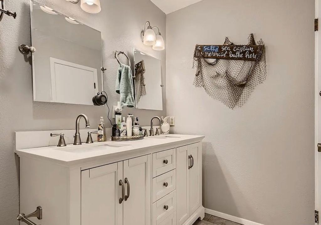 9026 Sawtooth LN A, Austin, TX 78729