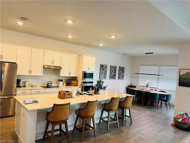 10798 Timber Creek DR, Fort Myers, FL 33913