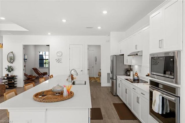 10798 Timber Creek DR, Fort Myers, FL 33913