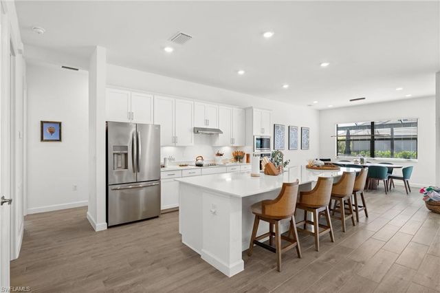 10798 Timber Creek DR, Fort Myers, FL 33913