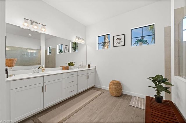 10798 Timber Creek DR, Fort Myers, FL 33913