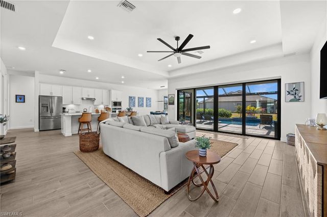 10798 Timber Creek DR, Fort Myers, FL 33913