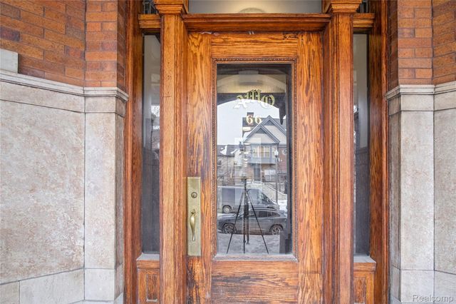 66 Adelaide Street 43, Detroit, MI 48201