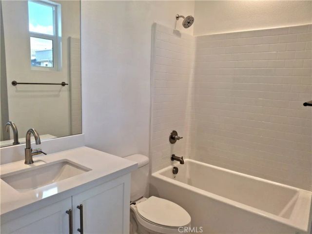3555 Via Nido, Carlsbad, CA 92009