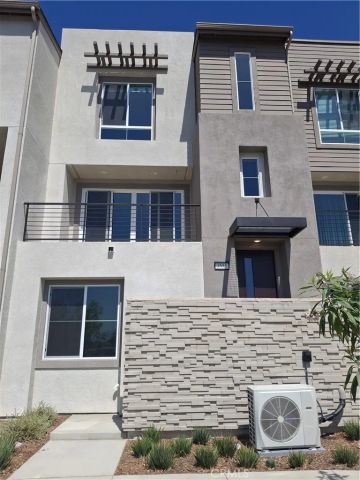 3555 Via Nido, Carlsbad, CA 92009