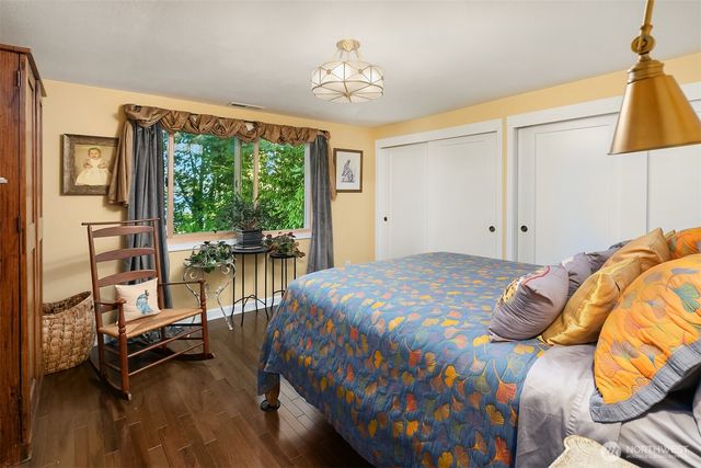 13731 42nd Place NE, Seattle, WA 98125