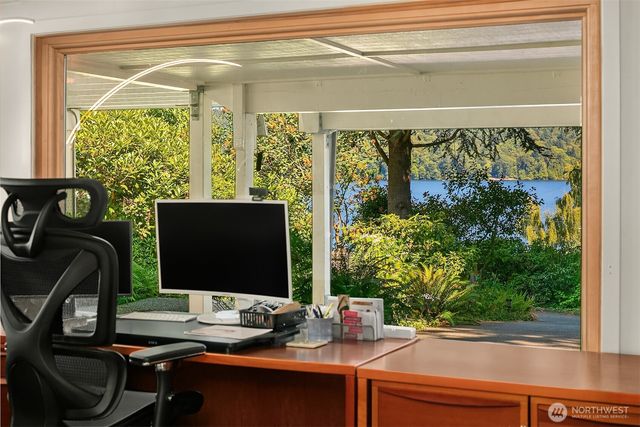 13731 42nd Place NE, Seattle, WA 98125