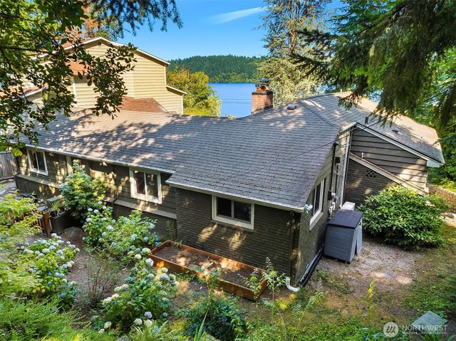 13731 42nd Place NE, Seattle, WA 98125