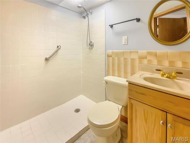 826 Catskill Drive, St Louis, MO 63125