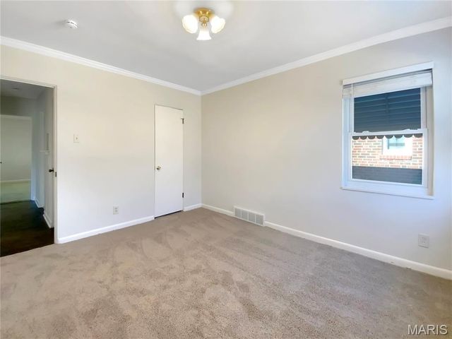 826 Catskill Drive, St Louis, MO 63125