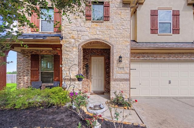 2302 Blue Jay Lane, Katy, TX 77494