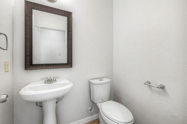 2302 Blue Jay Lane, Katy, TX 77494