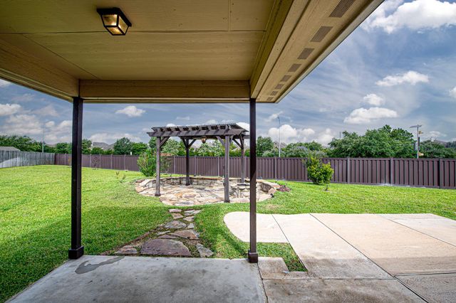 2302 Blue Jay Lane, Katy, TX 77494