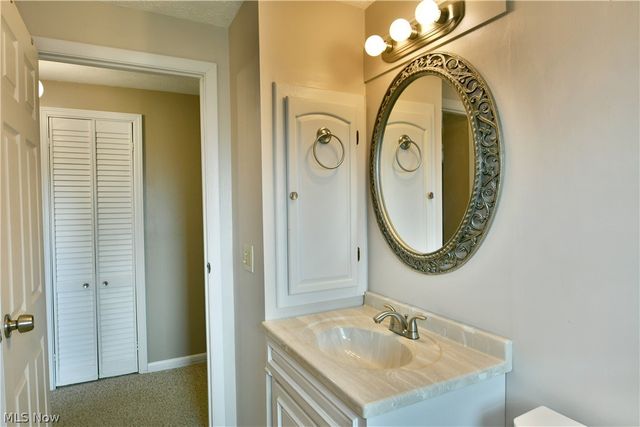 1382 Northfield, Mineral Ridge, OH 44440