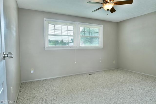 1382 Northfield, Mineral Ridge, OH 44440