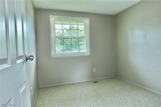 1382 Northfield, Mineral Ridge, OH 44440