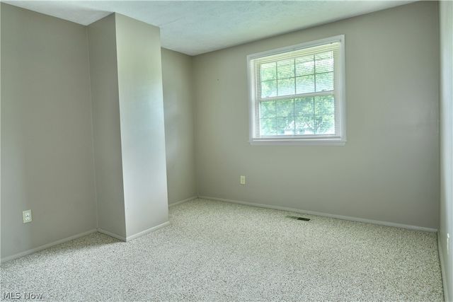 1382 Northfield, Mineral Ridge, OH 44440