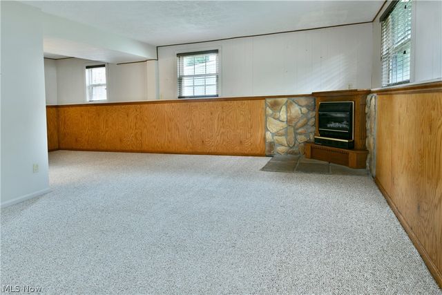1382 Northfield, Mineral Ridge, OH 44440