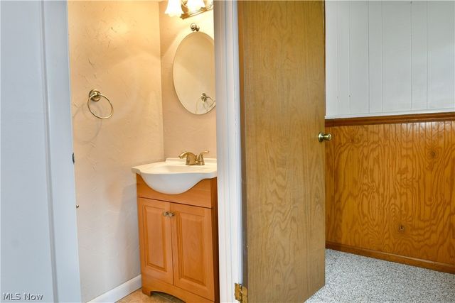 1382 Northfield, Mineral Ridge, OH 44440