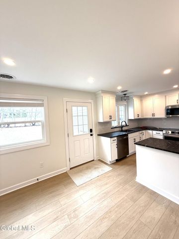 18 Prospect Drive, Queensbury, NY 12804