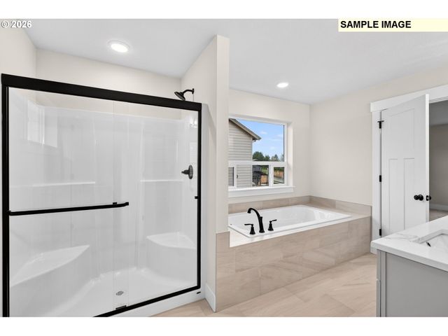 2235 E OTTER Loop 60, La Center, WA 98629