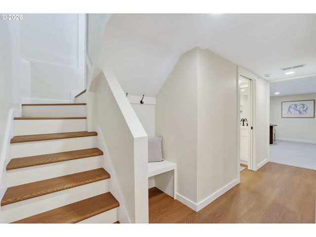 4313 Ne HAZELFERN Pl, Portland, OR 97213