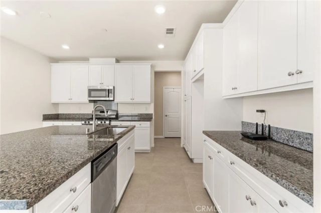 3547 Tansy, San Bernardino, CA 92407