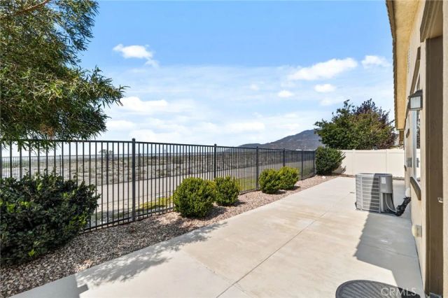 3547 Tansy, San Bernardino, CA 92407