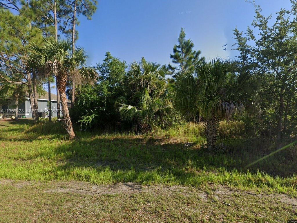 Image 1 of property listing at 437 Ganley Street, Palm Bay, FL 32908