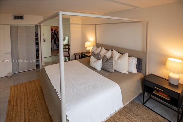 2750 NE 183rd St 811, Aventura, FL 33160