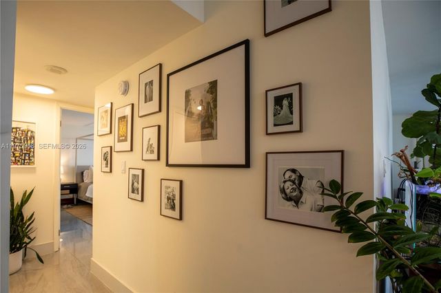 2750 NE 183rd St 811, Aventura, FL 33160