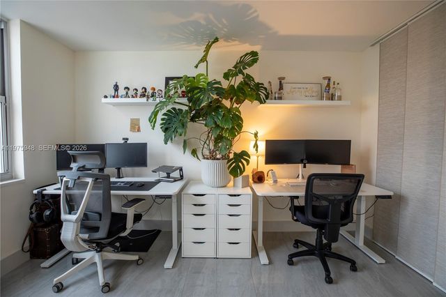 2750 NE 183rd St 811, Aventura, FL 33160