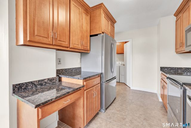 3200 Park Avenue 5C2, Bridgeport, CT 06604