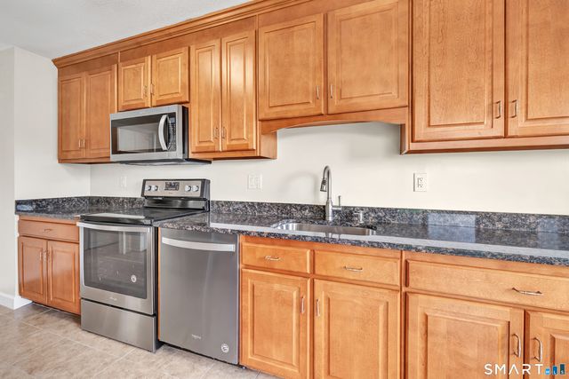 3200 Park Avenue 5C2, Bridgeport, CT 06604