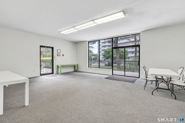 3200 Park Avenue 5C2, Bridgeport, CT 06604
