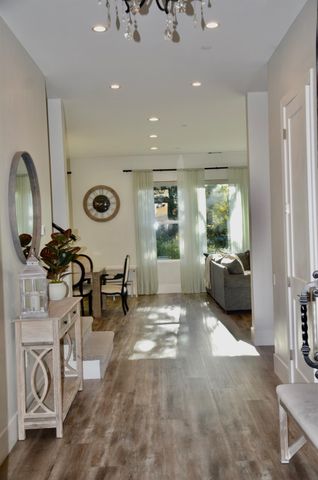 954 King Richard Ct, El Dorado Hills, CA 95762