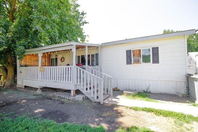 686 Old Arden Hwy, Colville, WA 99114