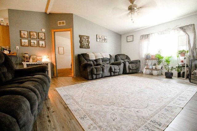 686 Old Arden Hwy, Colville, WA 99114