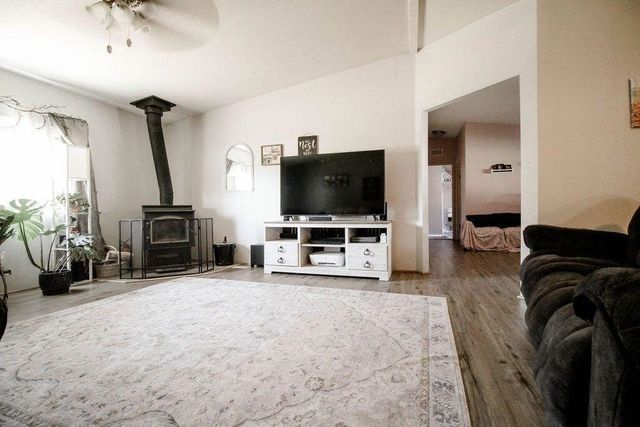 686 Old Arden Hwy, Colville, WA 99114