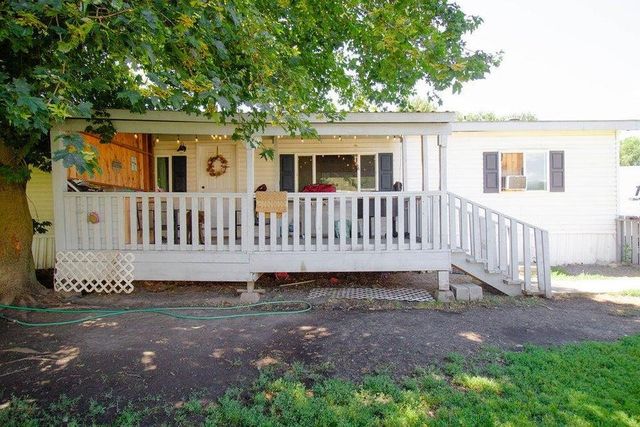 686 Old Arden Hwy, Colville, WA 99114