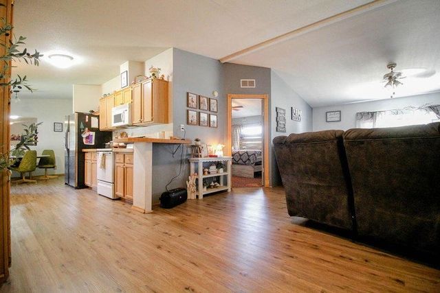 686 Old Arden Hwy, Colville, WA 99114