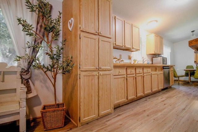 686 Old Arden Hwy, Colville, WA 99114