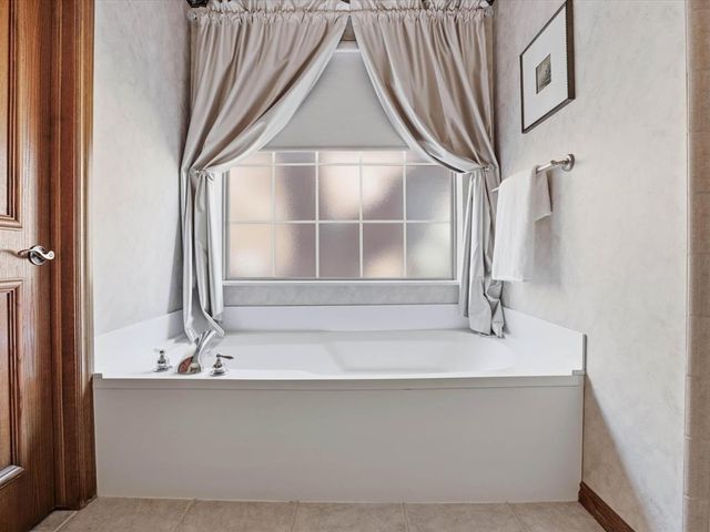 4109 RIVA RIDGE Court, Edmond, OK 73003