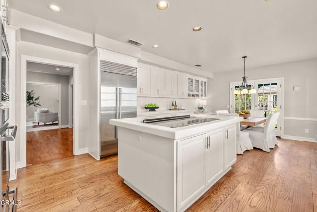 1565 S Oak Knoll Avenue, Pasadena, CA 91108