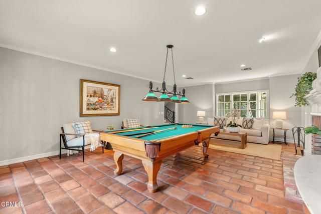 1565 S Oak Knoll Avenue, Pasadena, CA 91108