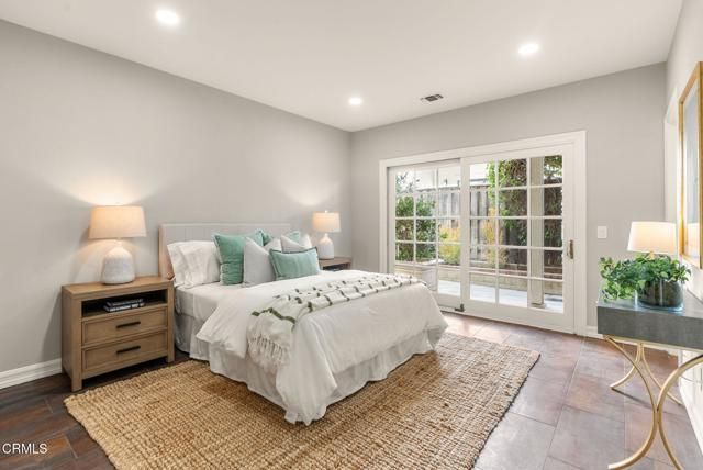 1565 S Oak Knoll Avenue, Pasadena, CA 91108