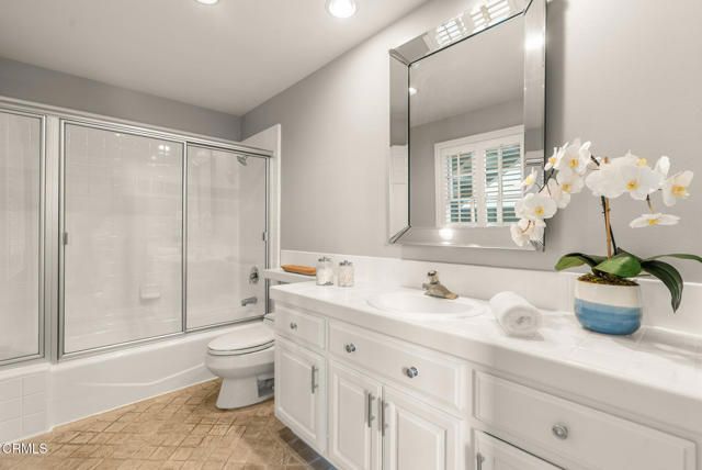 1565 S Oak Knoll Avenue, Pasadena, CA 91108