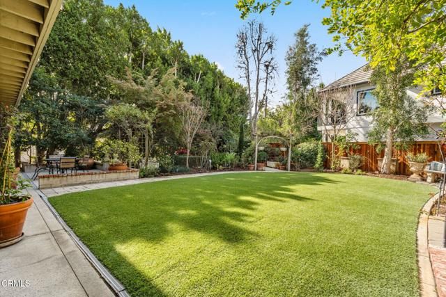 1565 S Oak Knoll Avenue, Pasadena, CA 91108