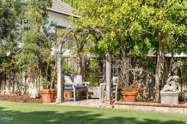 1565 S Oak Knoll Avenue, Pasadena, CA 91108